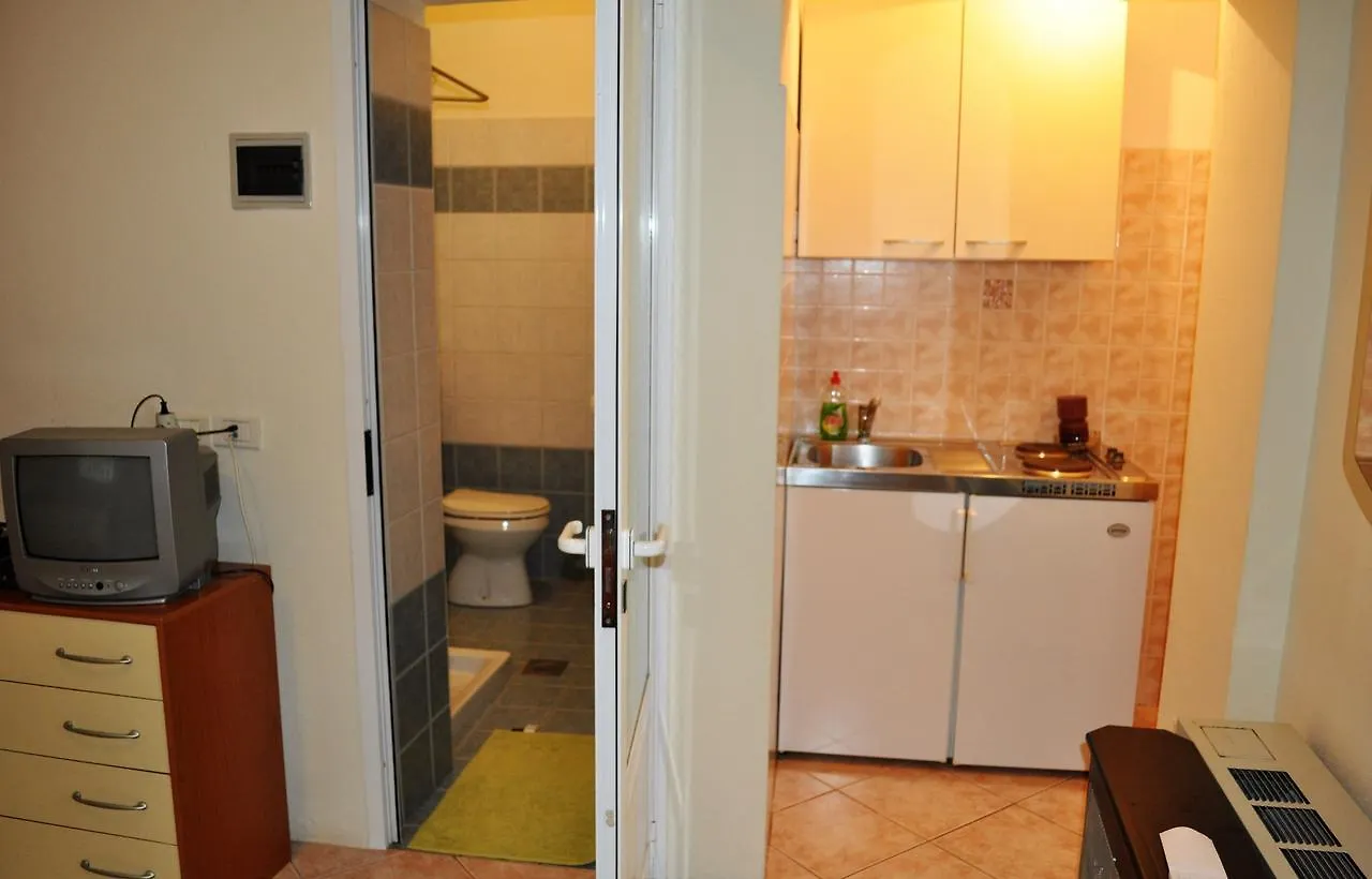 Tri Srca Apartments & Rooms Funtana Chorvatsko