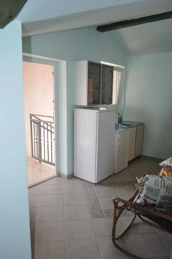 *** Bed & Breakfast Tri Srca Apartments & Rooms Funtana Croatia